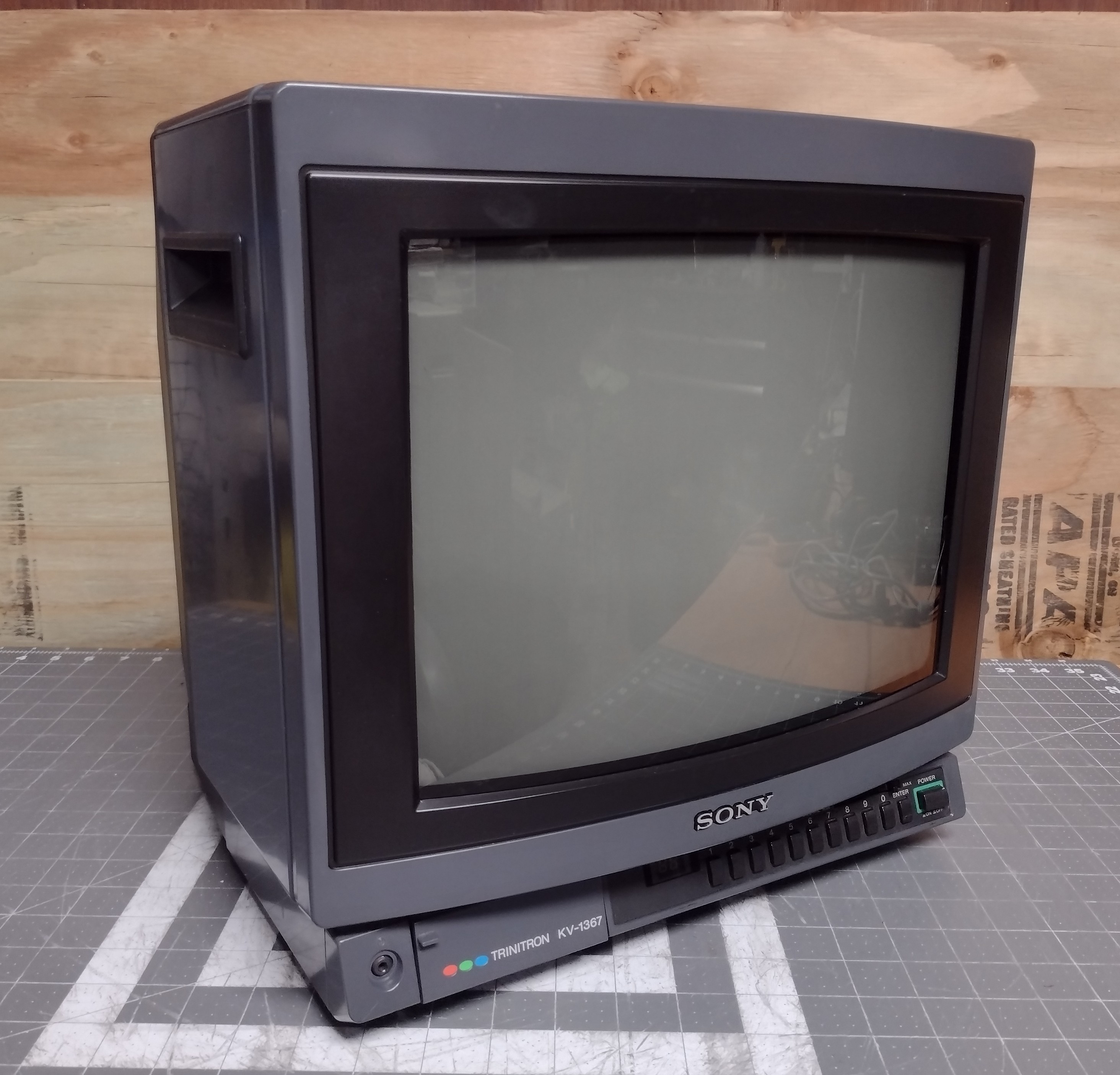 Sony KV-1367 | CRT Database Sony KV-1367 | CRT Database